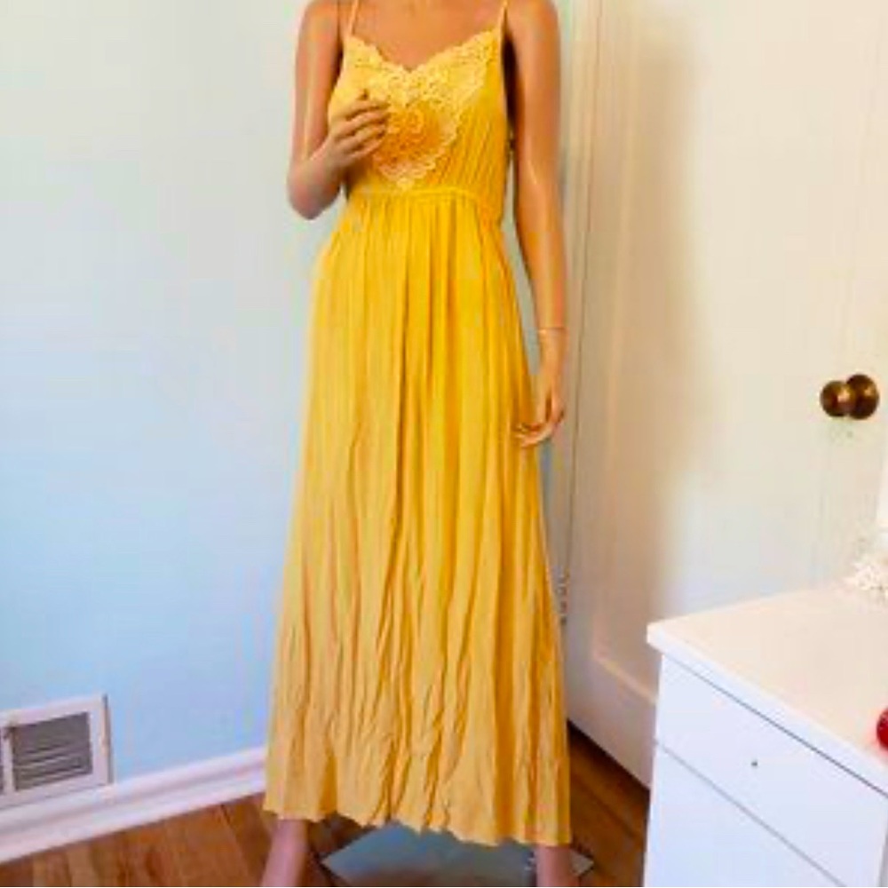 Nicolette Yellow Sundress with lace maxi